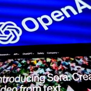 OpenAI CFO安抚投资者：高管离职不影响公司运营 新一轮融资下周完成