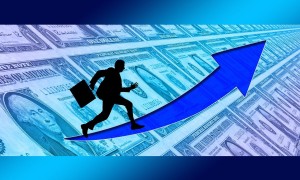 格雷厄姆控股跌0.78% 股价跌破800美元大关