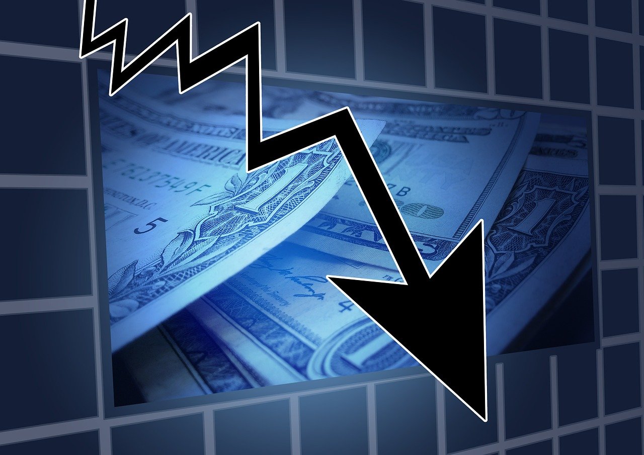 艾里德克斯盘中异动 股价大跌5.62%