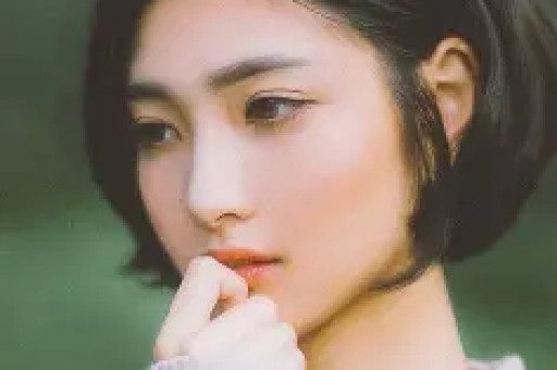 女星自曝娱乐圈黑幕：陪玩陪睡只是皮毛50多岁也不放过