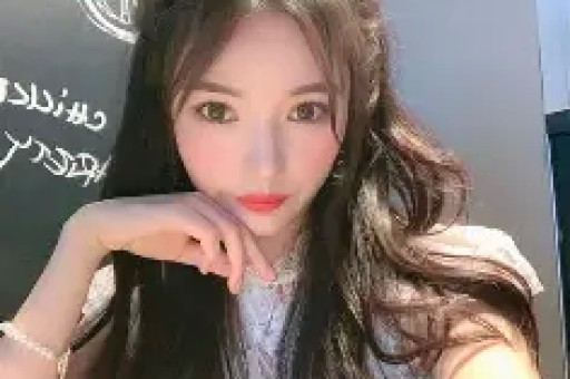 421页明星八卦：王一博的不为人知的秘密
